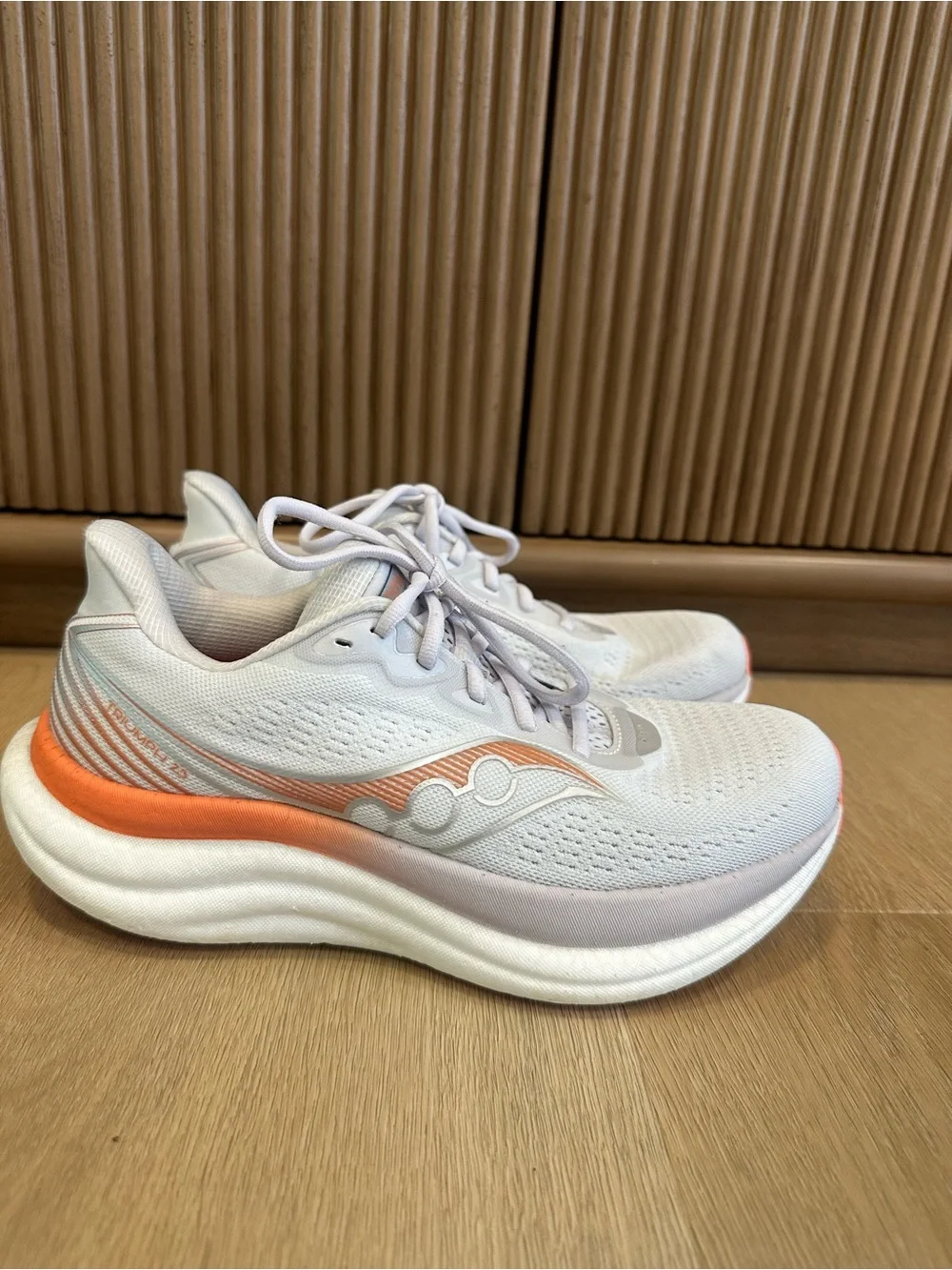 Saucony Triumph 23Women’s Running Shoes size 7.5